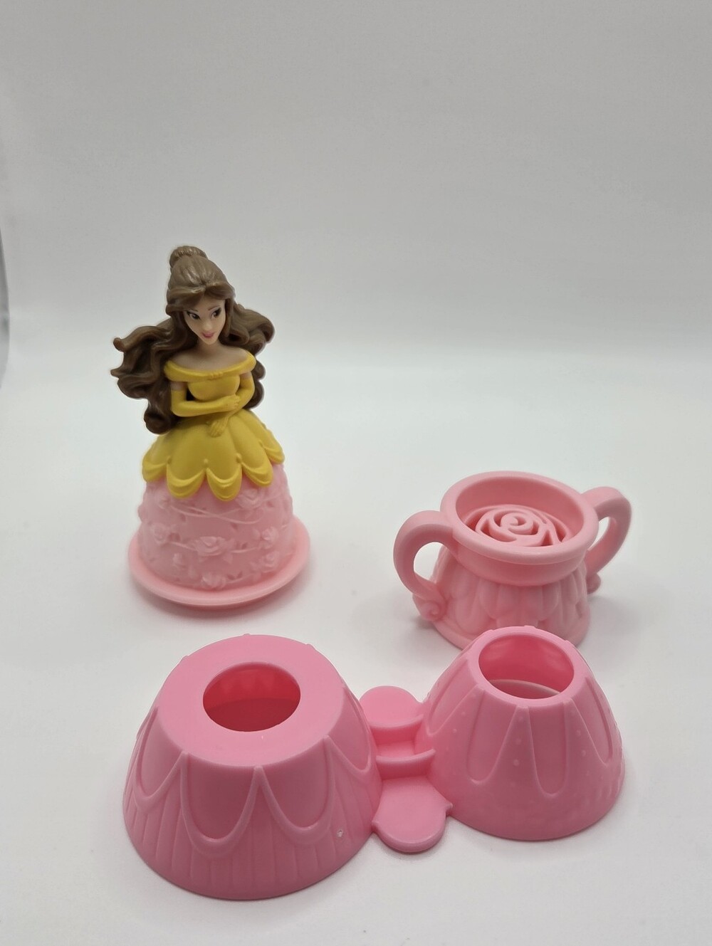 Play-Doh Disney Princess Belle Blooming Castle Playset Beauty & The Beast - Picture 5 of 5